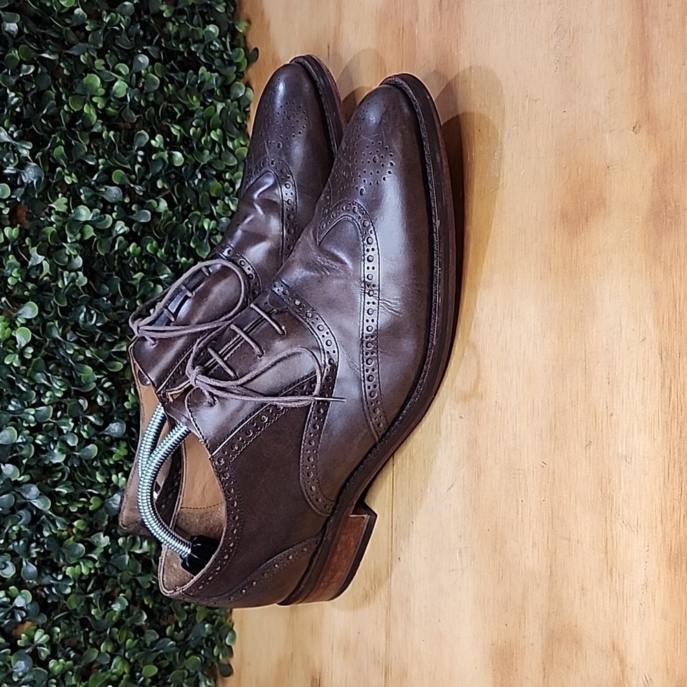 Cole Haan Wingtip Oxford Shoes | Size: 11.5 (Men) | Brown